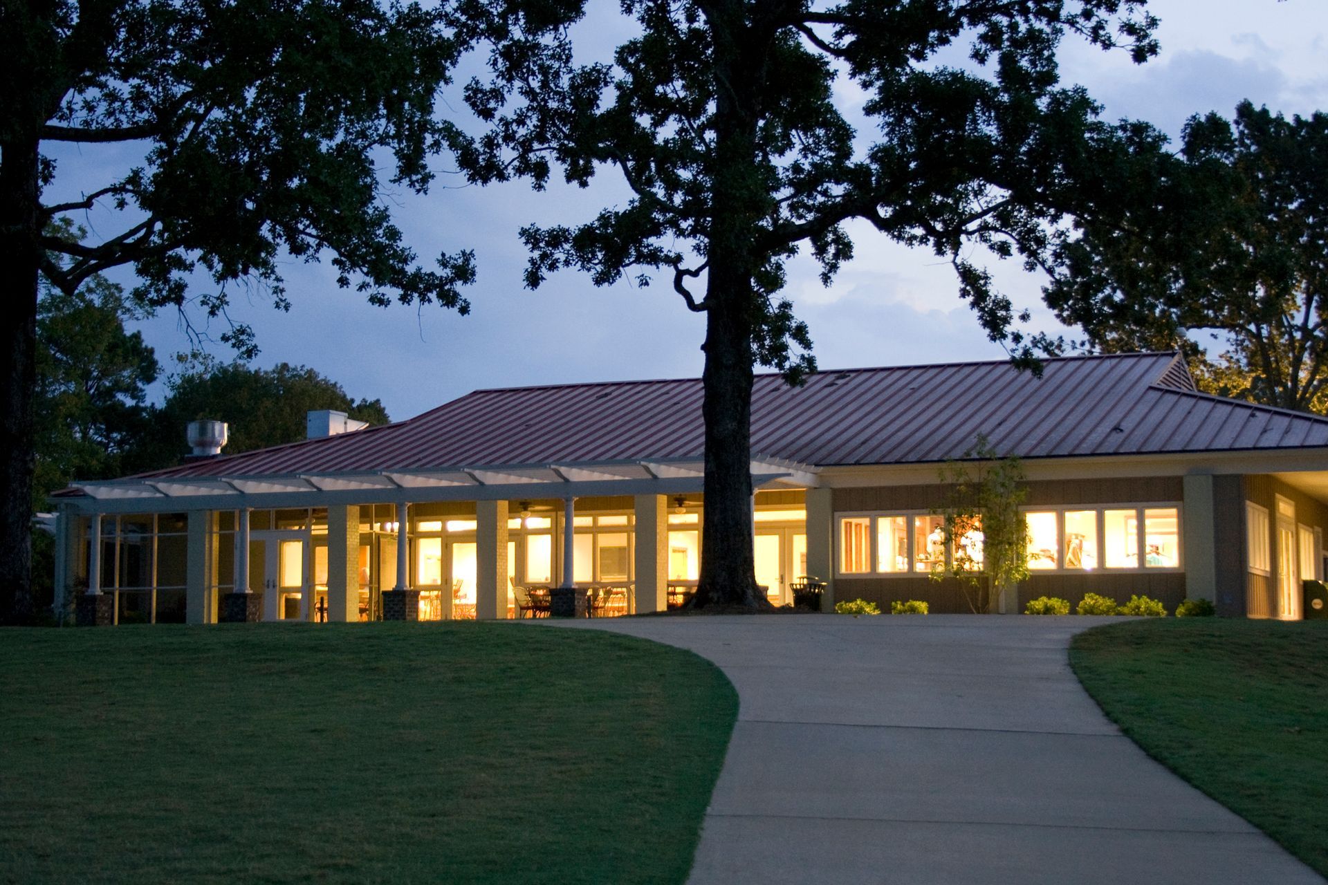 The Ole Miss Golf Course clubhouse